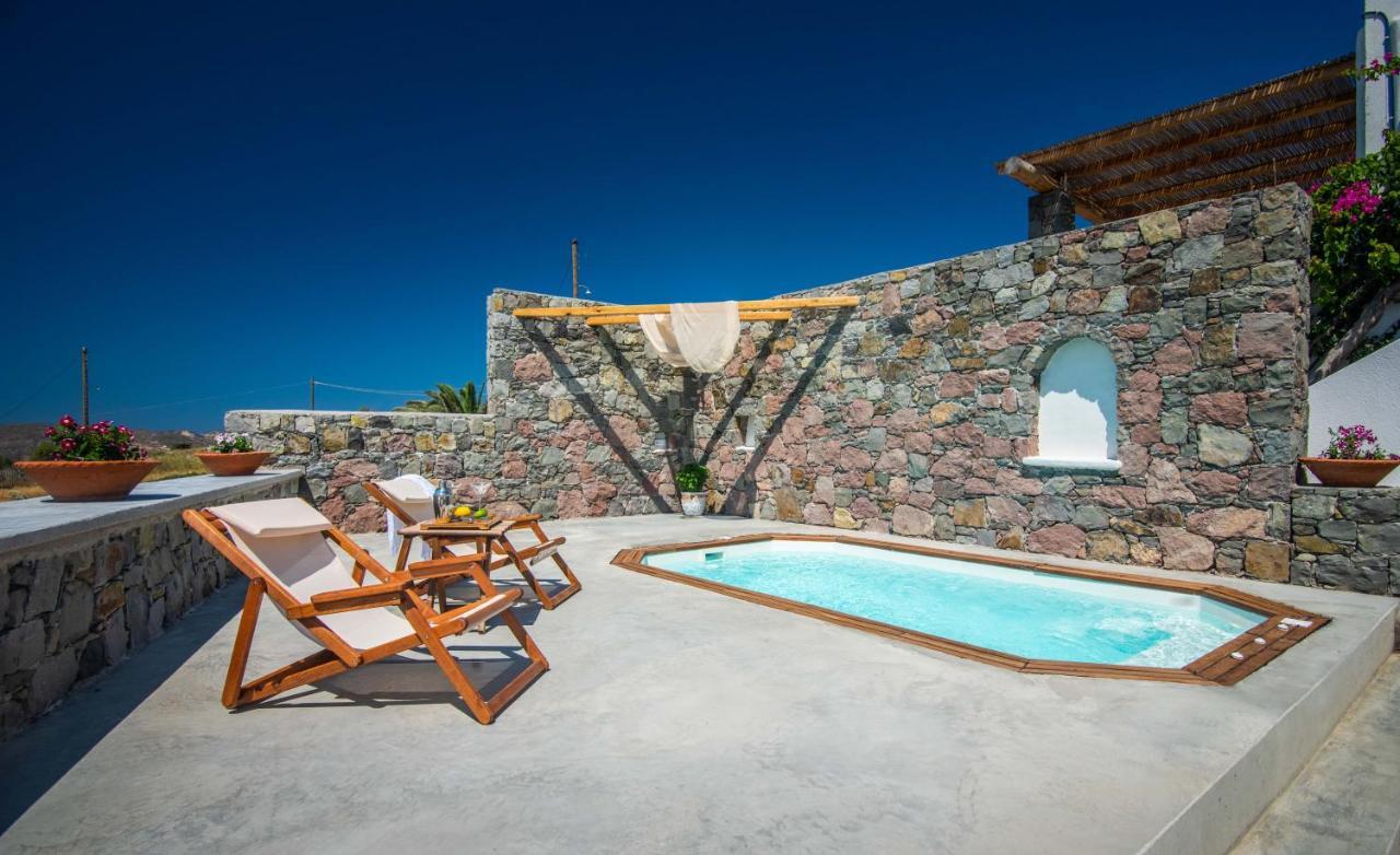 Petra Residence Mini Pool Spa Adamantas  Buitenkant foto